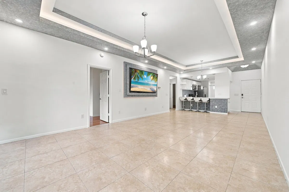  Unit 107 photo 10