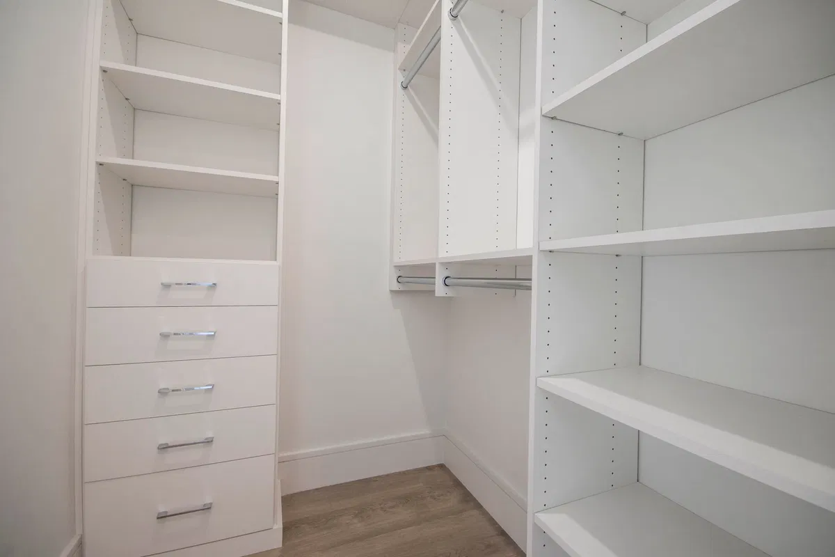 Nautilus 220 Unit 813 photo 22