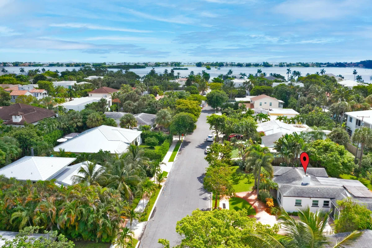 SoSo West Palm Beach Residence