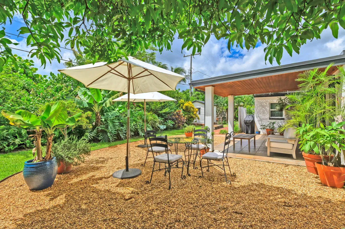 SoSo West Palm Beach Residence photo 10