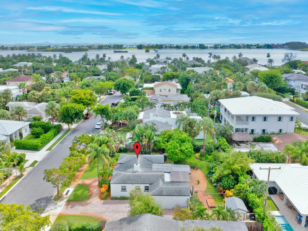 SoSo West Palm Beach Residence photo 13