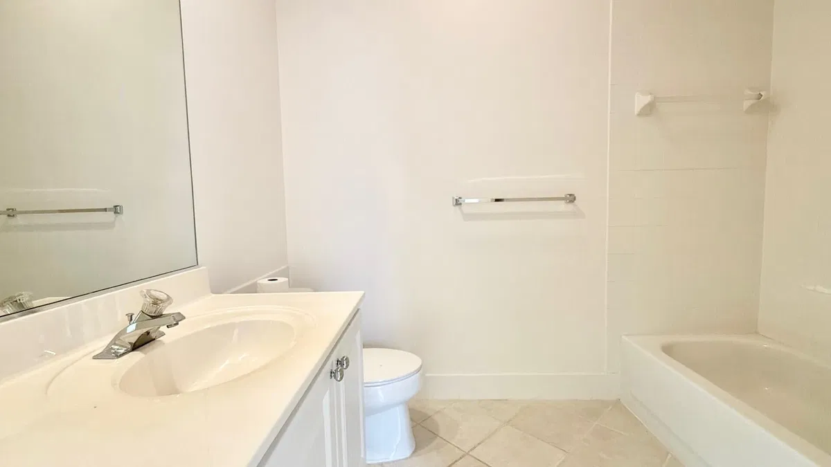 Residence photo 76