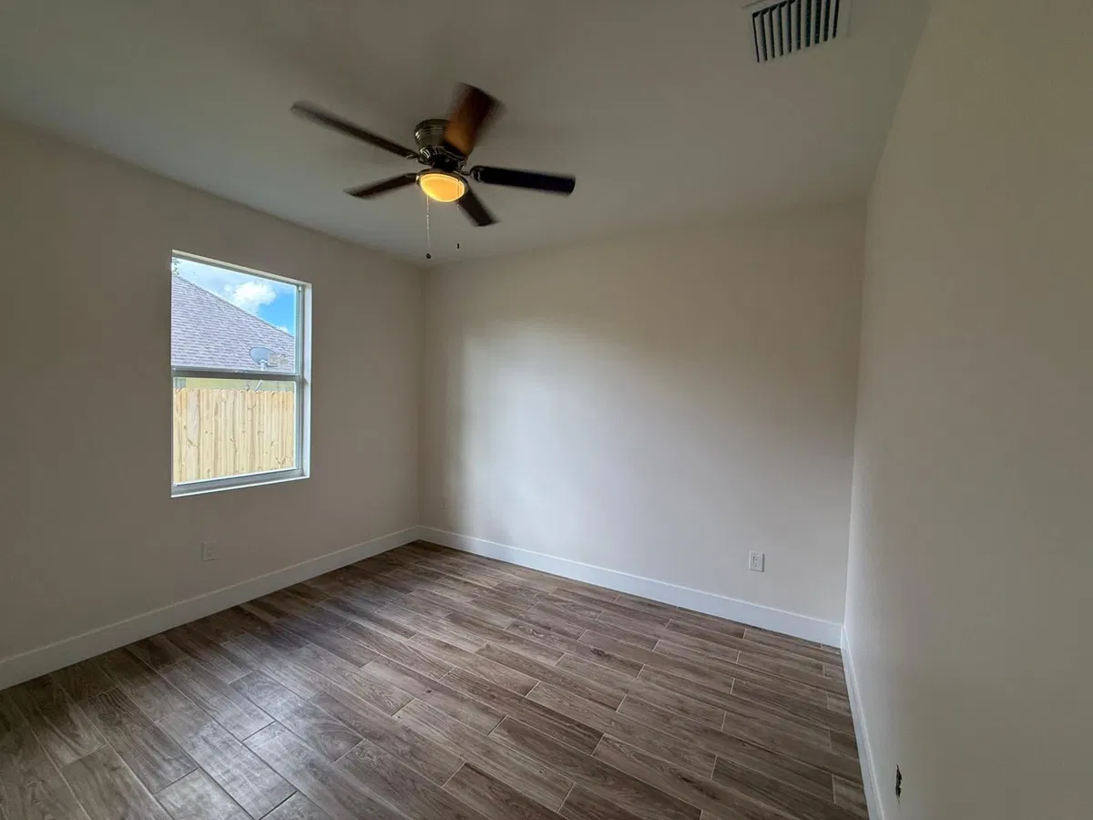 Residence photo 7