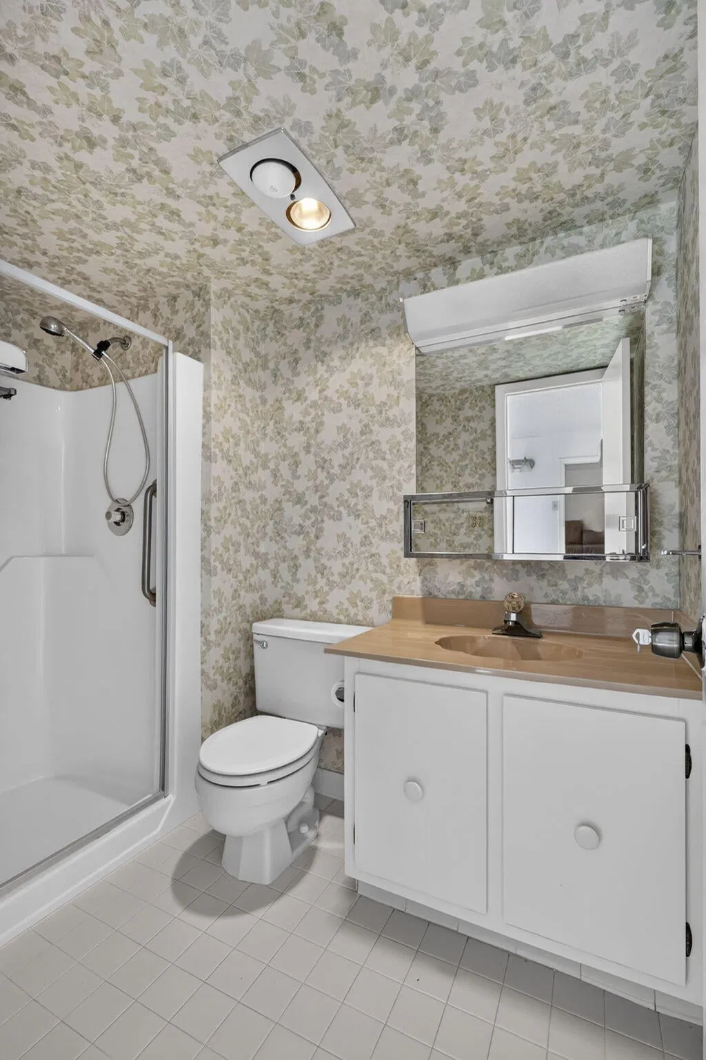 Unit 190 photo 28