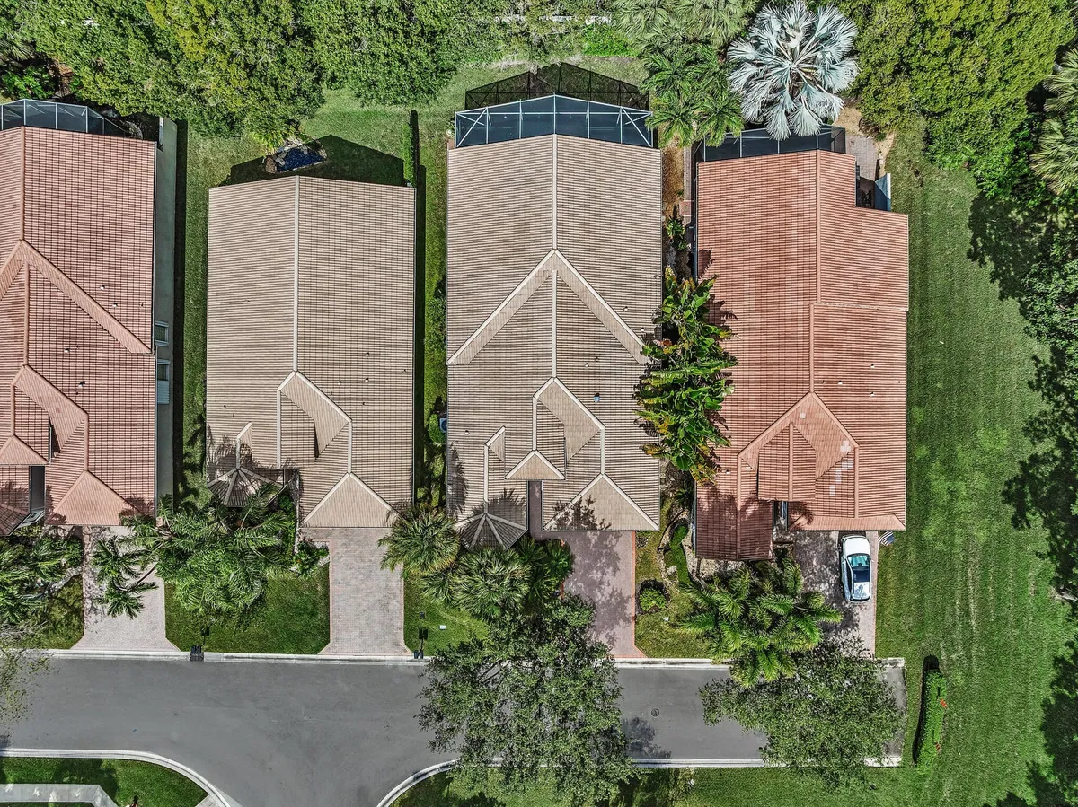 Residence photo 4