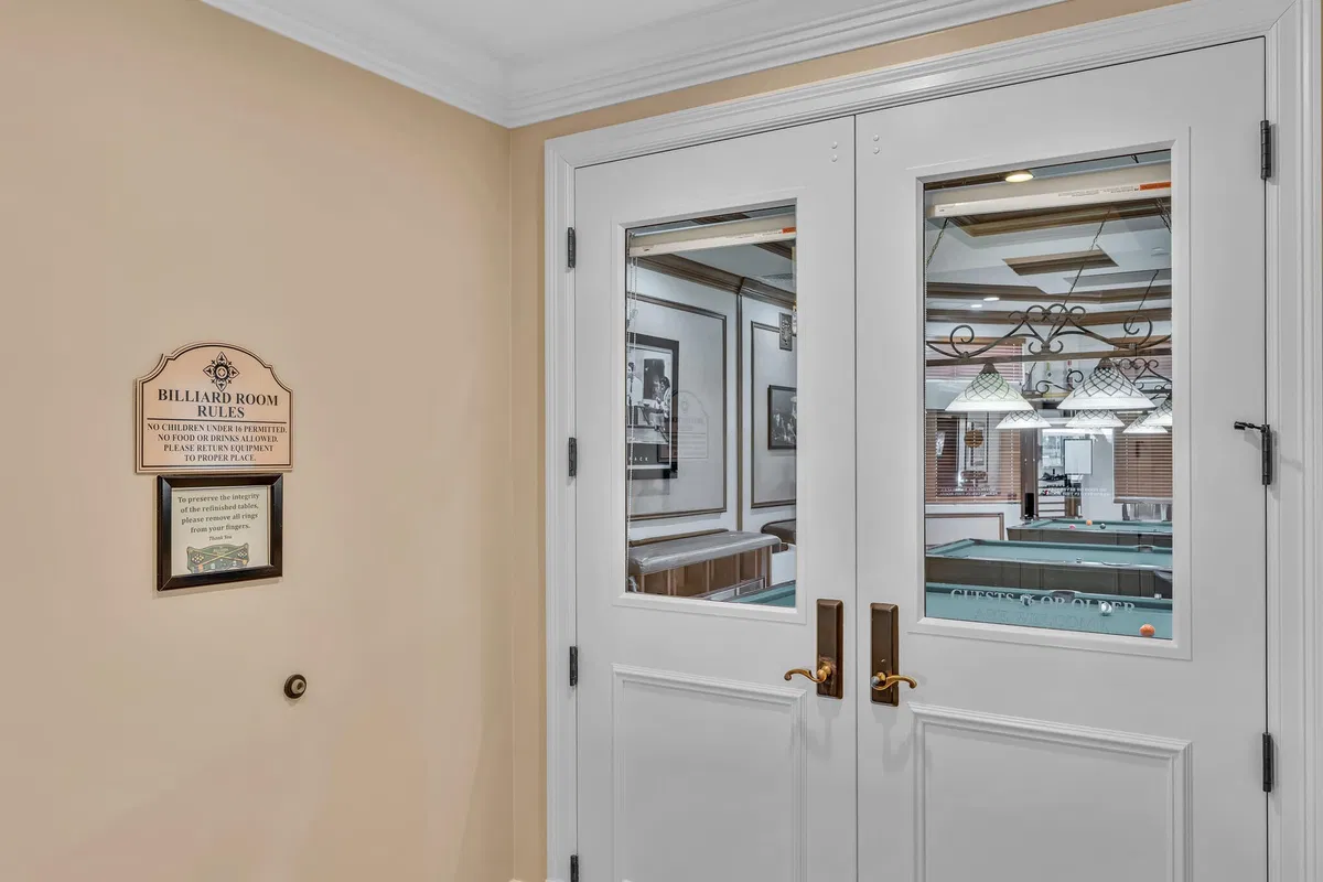 Residence photo 52