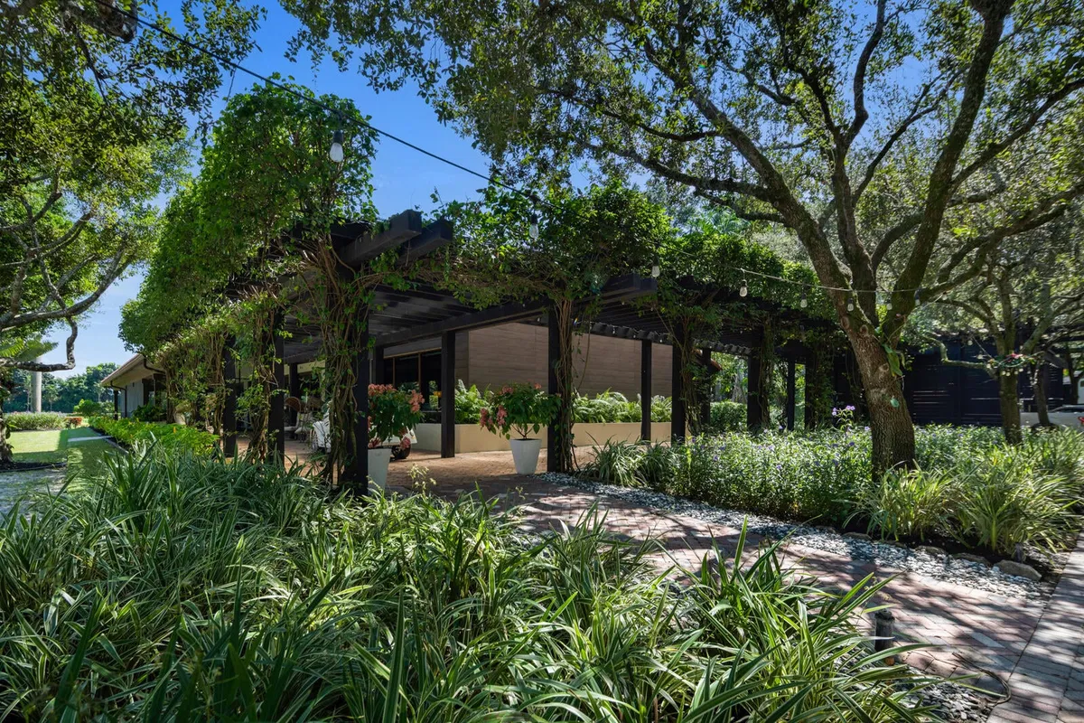 Residence photo 40