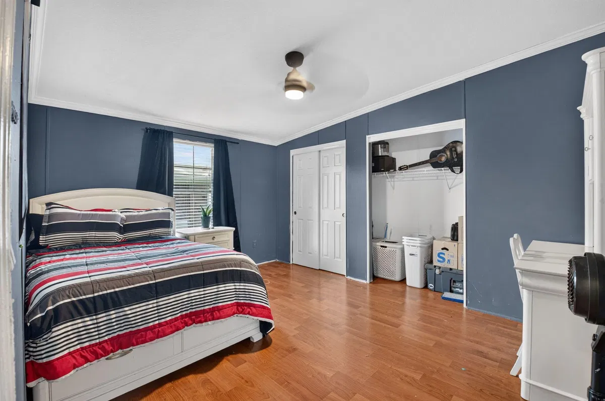Residence photo 28