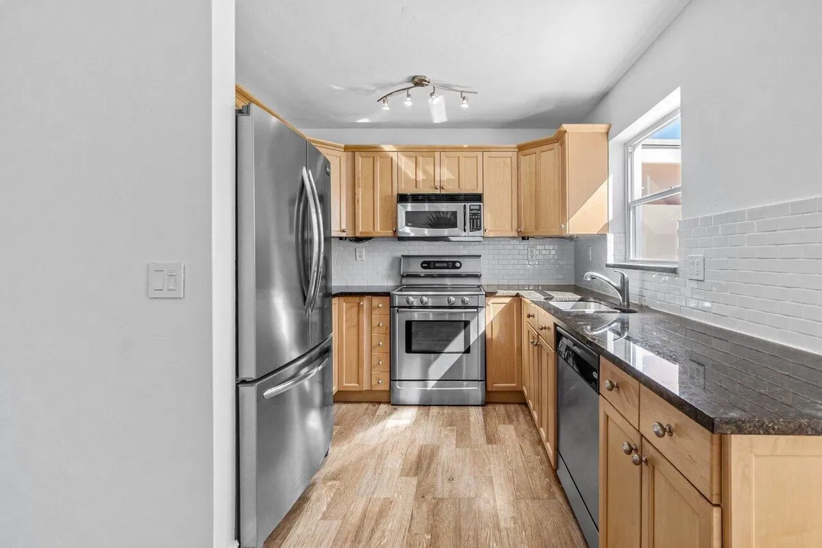 SoSo West Palm Beach Residence photo 4