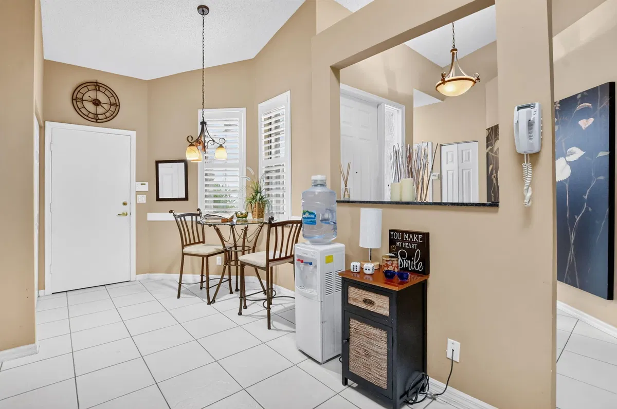 Residence photo 13