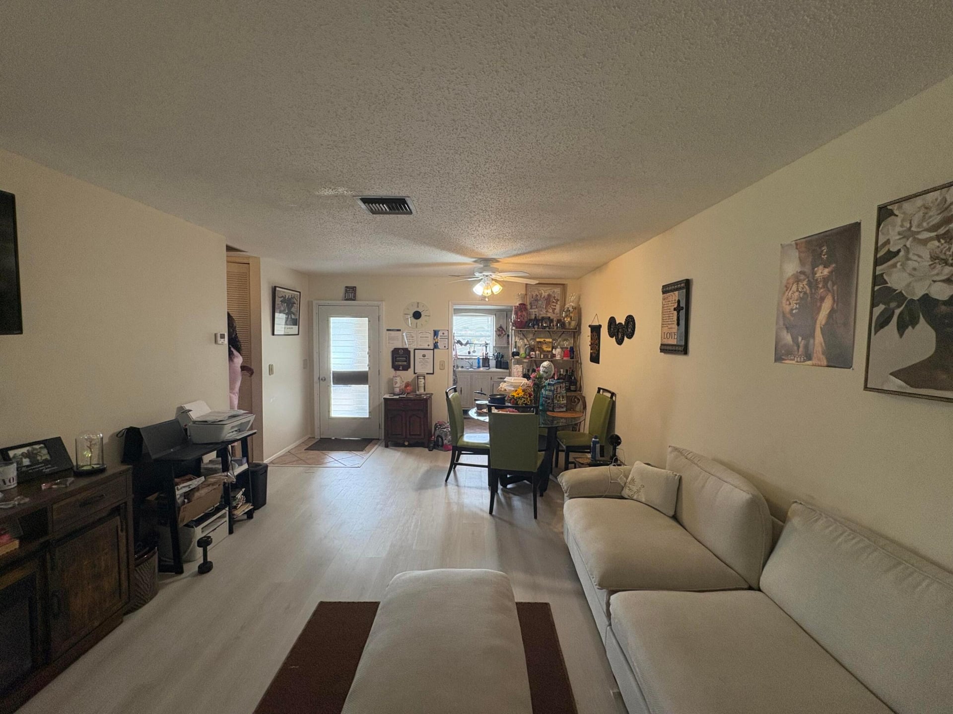 Unit E photo 7
