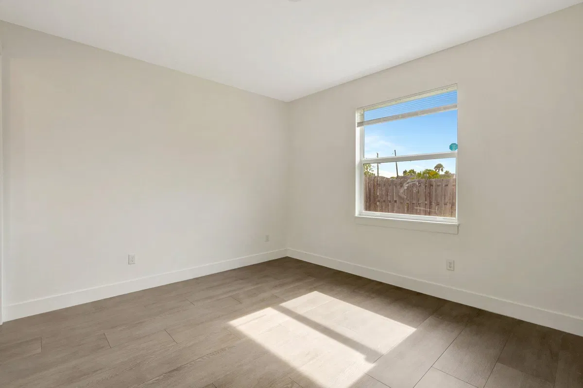  Residence photo 22