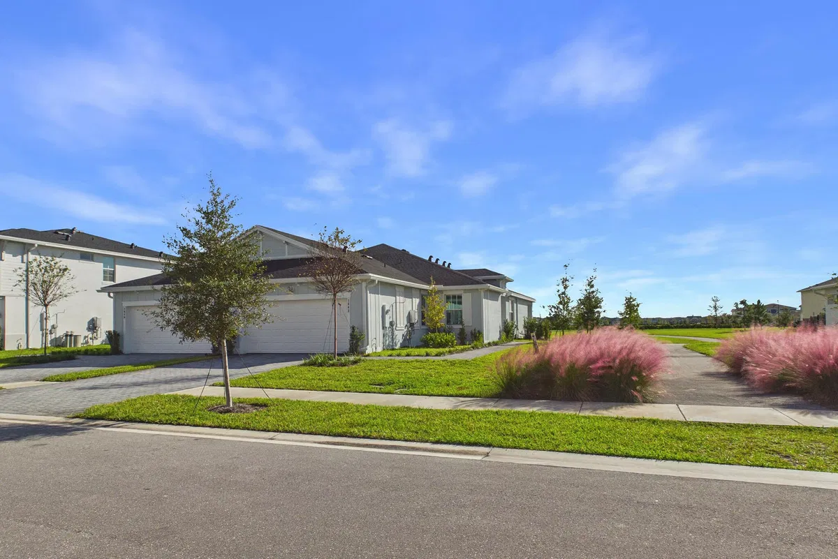 Residence photo 4