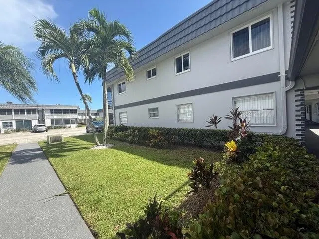 Residence photo 13