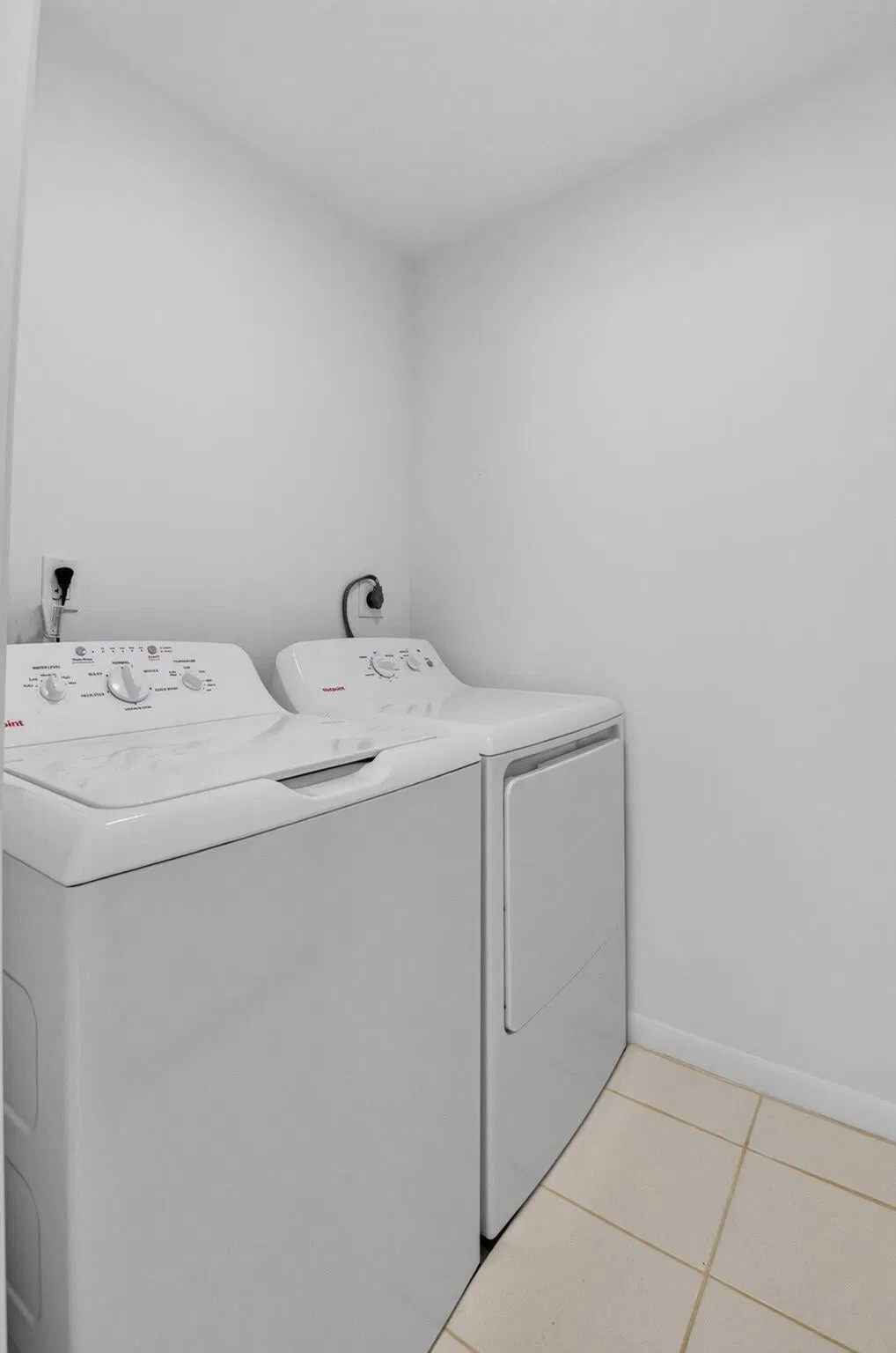 Unit 155 photo 34