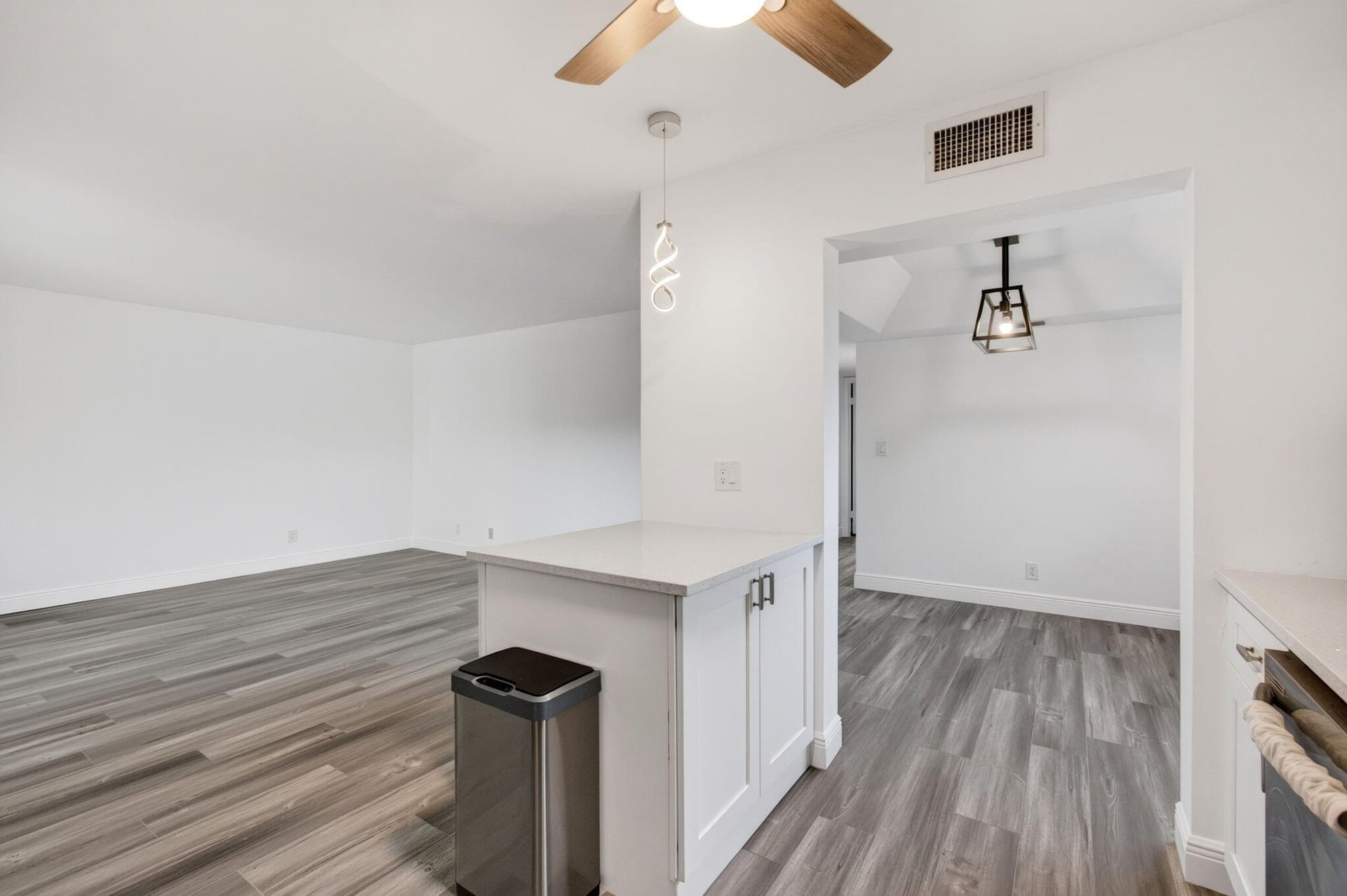 Unit 238 photo 16