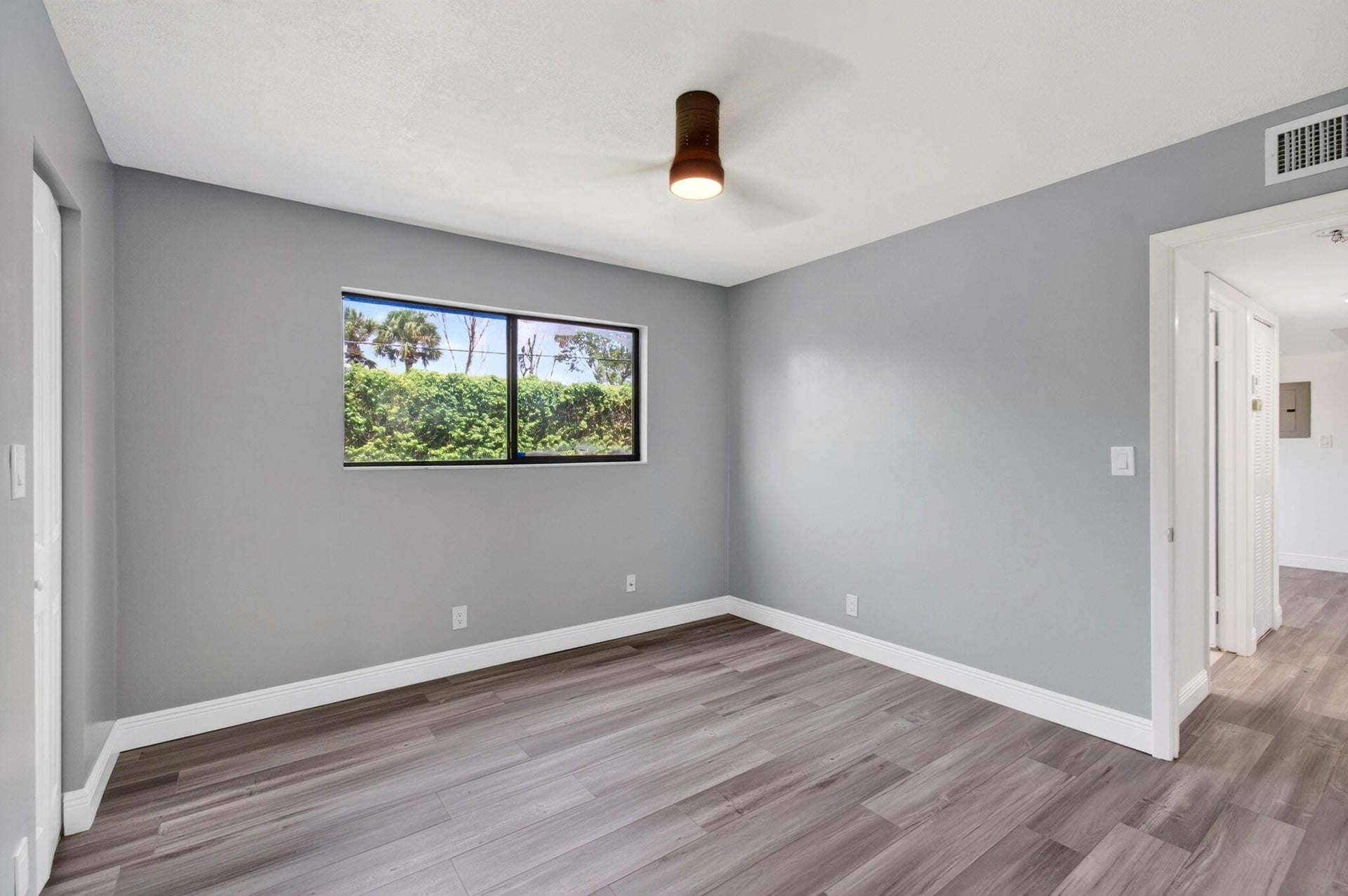 Unit 238 photo 25