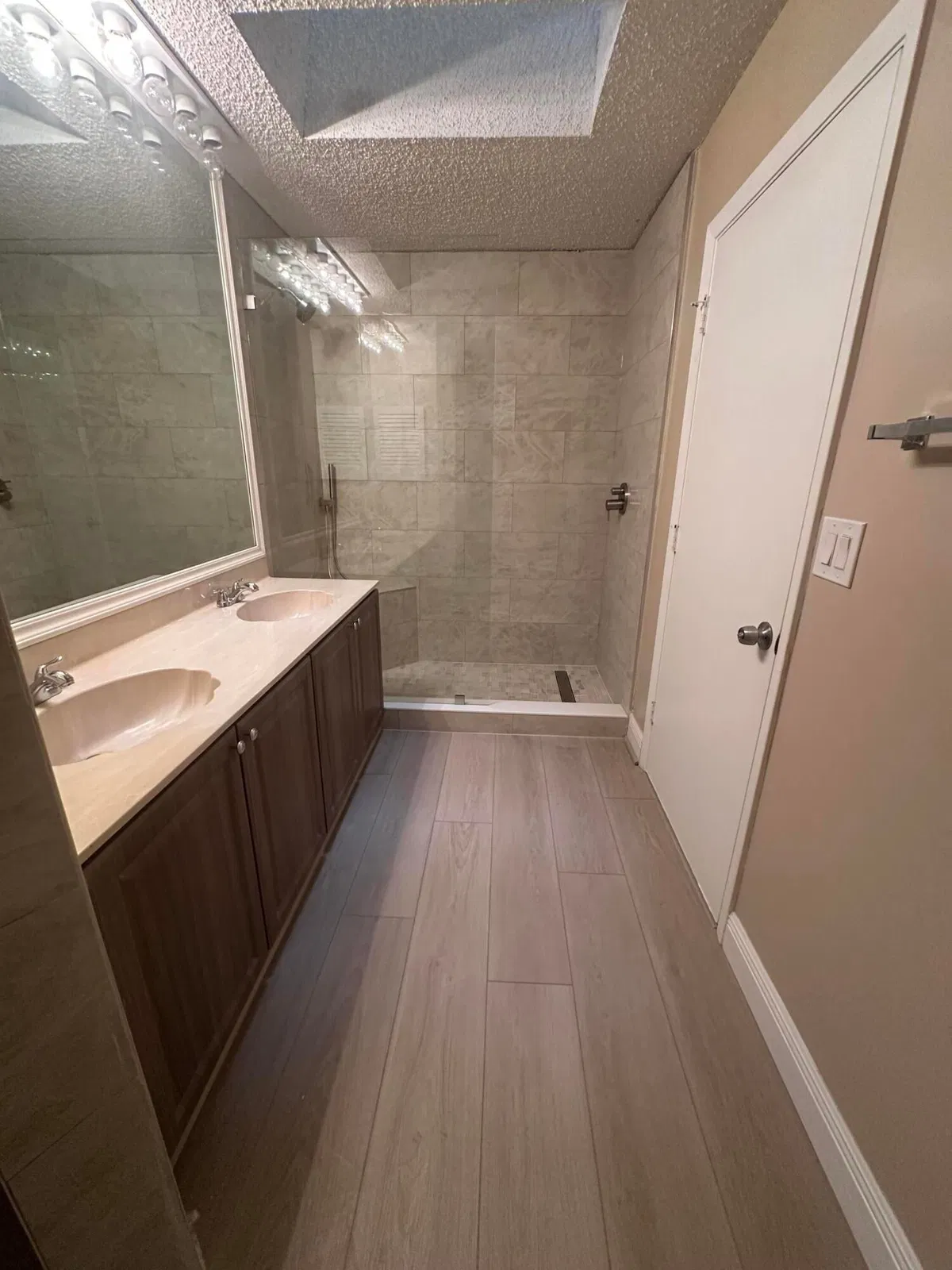  Unit 507 photo 22
