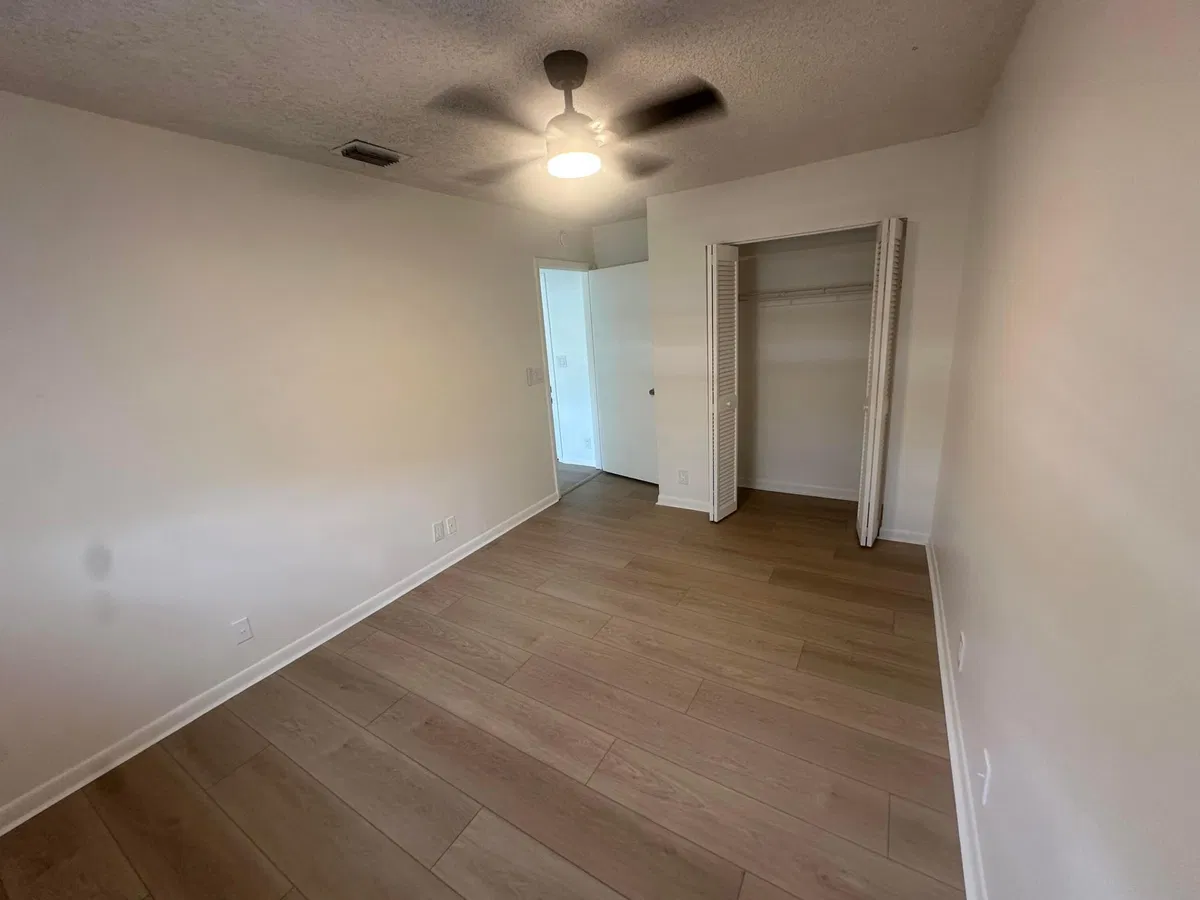  Unit 507 photo 25