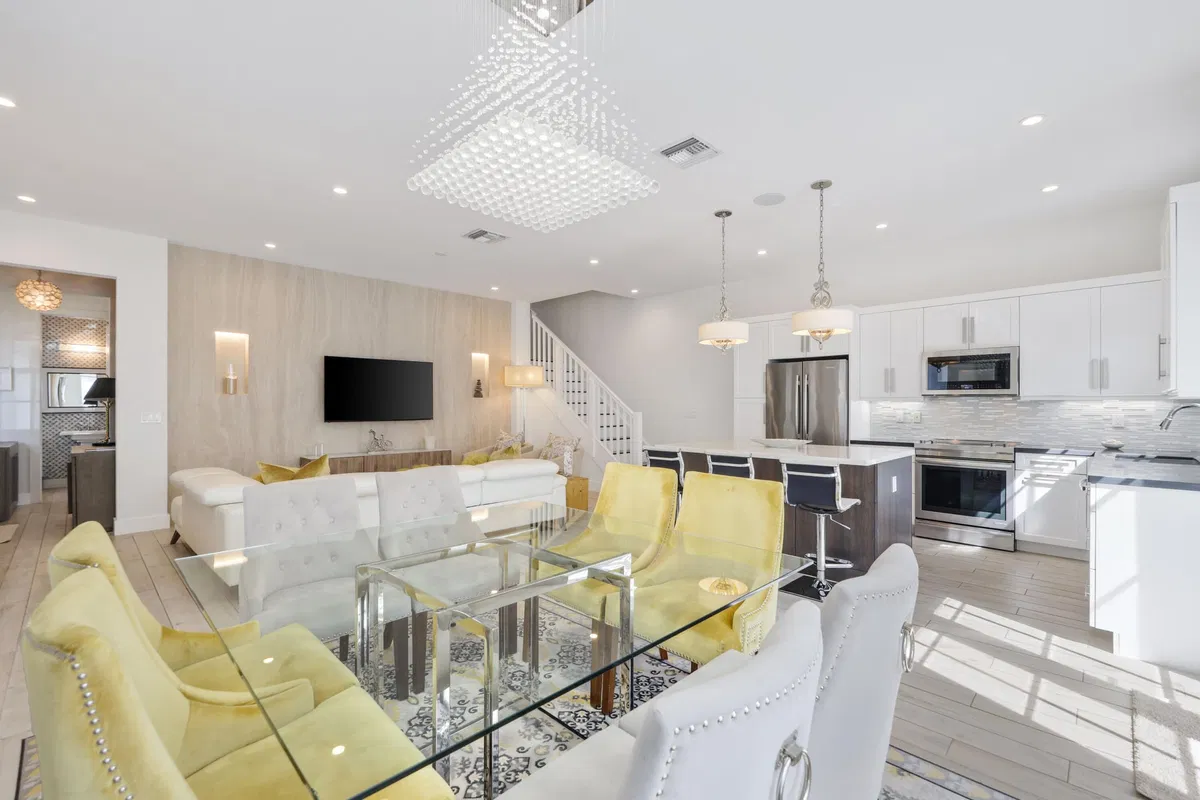Palm Trail Delray Beach Residence photo 10