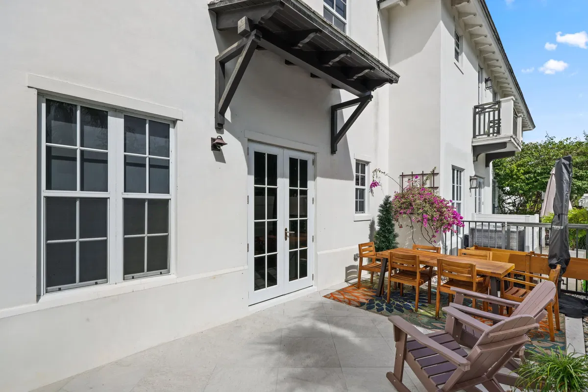 Palm Trail Delray Beach Residence photo 19