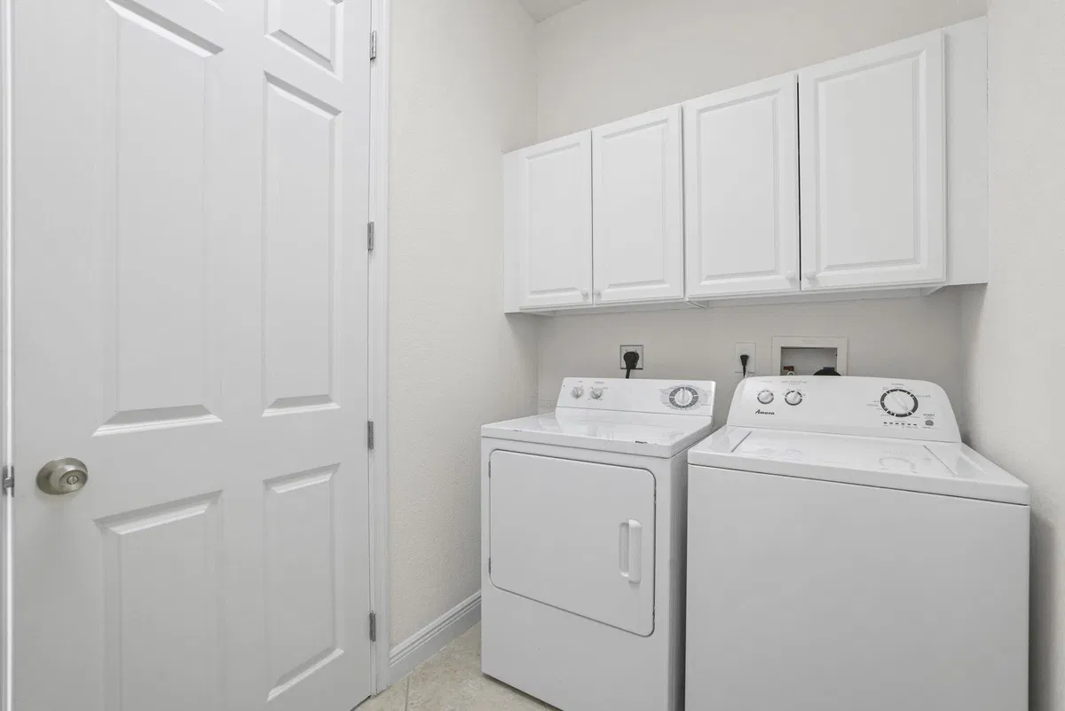  Residence photo 16