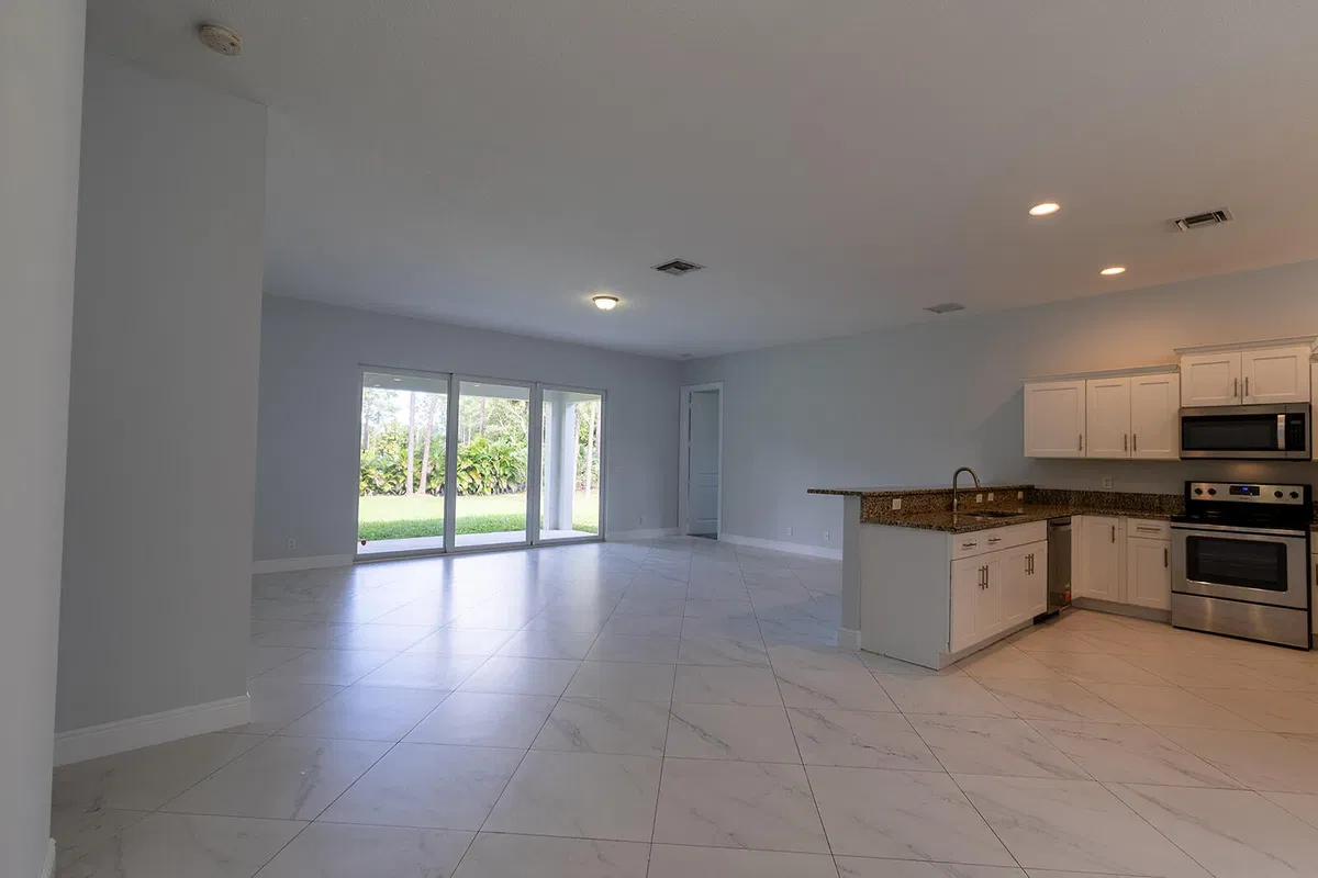  Residence photo 16