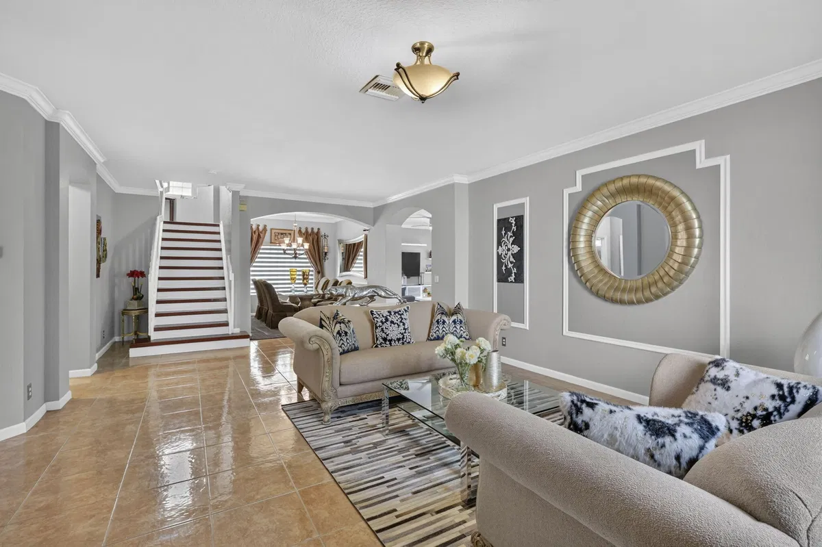 Residence photo 10