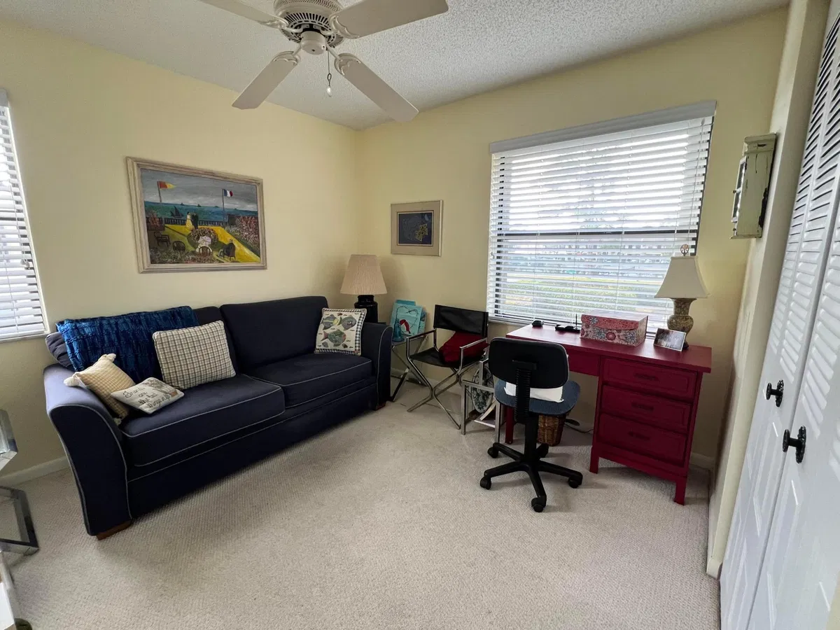 Unit 206 photo 7