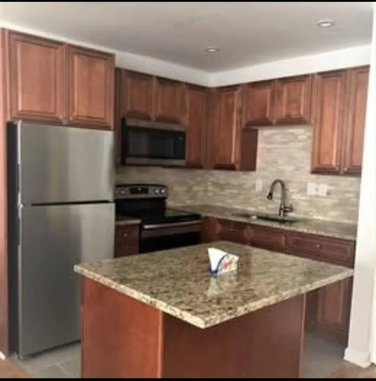 Residence photo 4