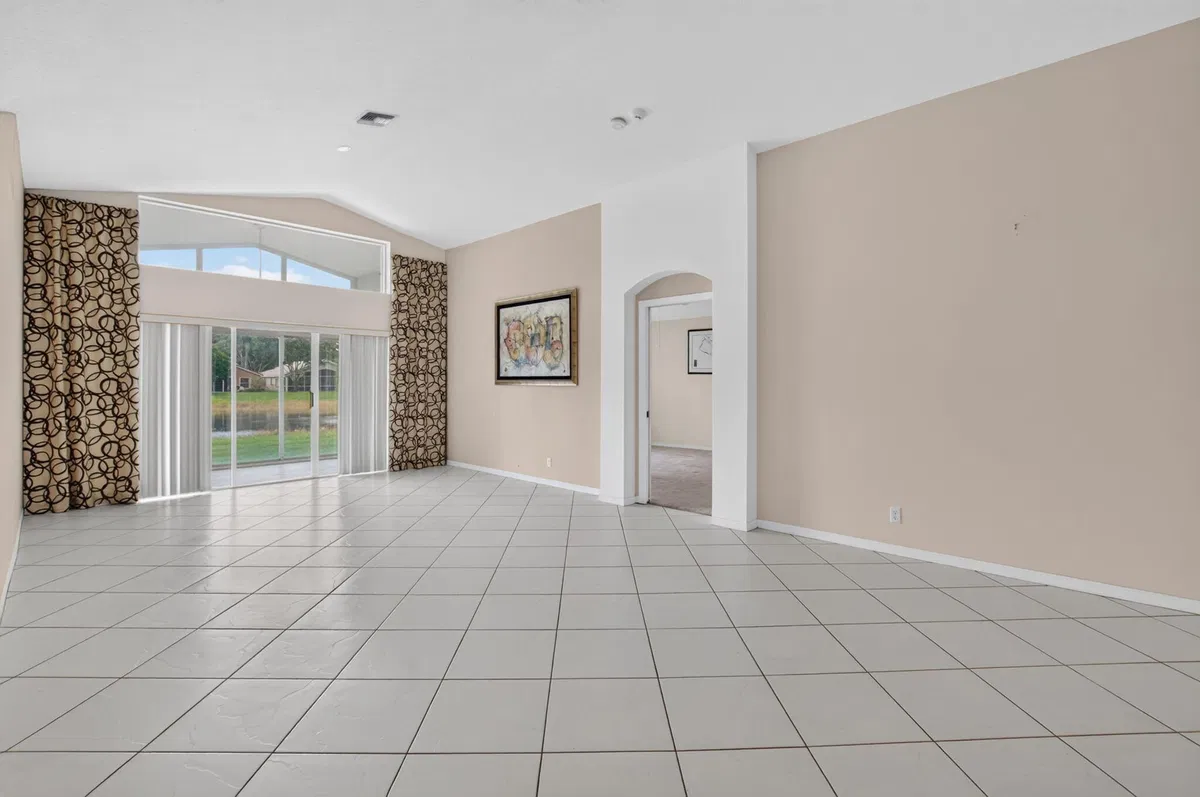 Residence photo 10