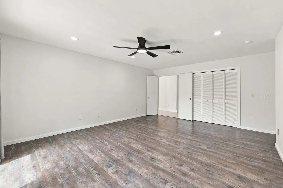  Residence photo 31
