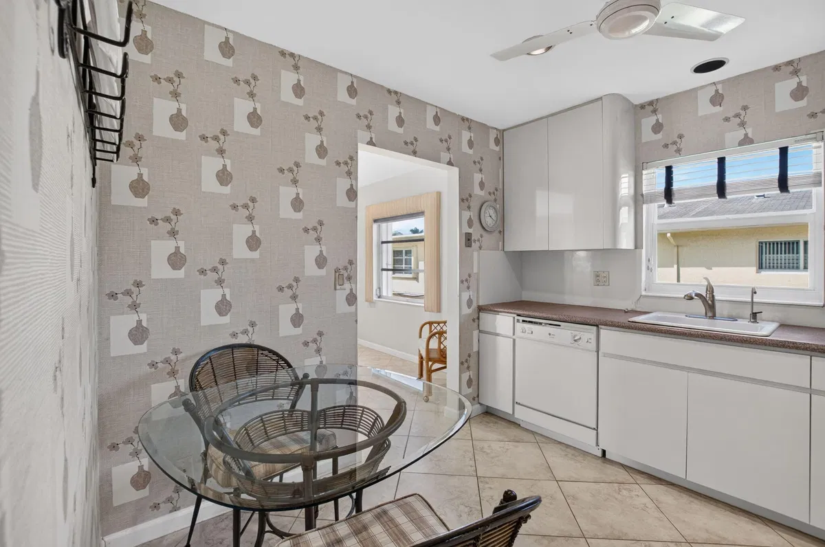 Residence photo 13