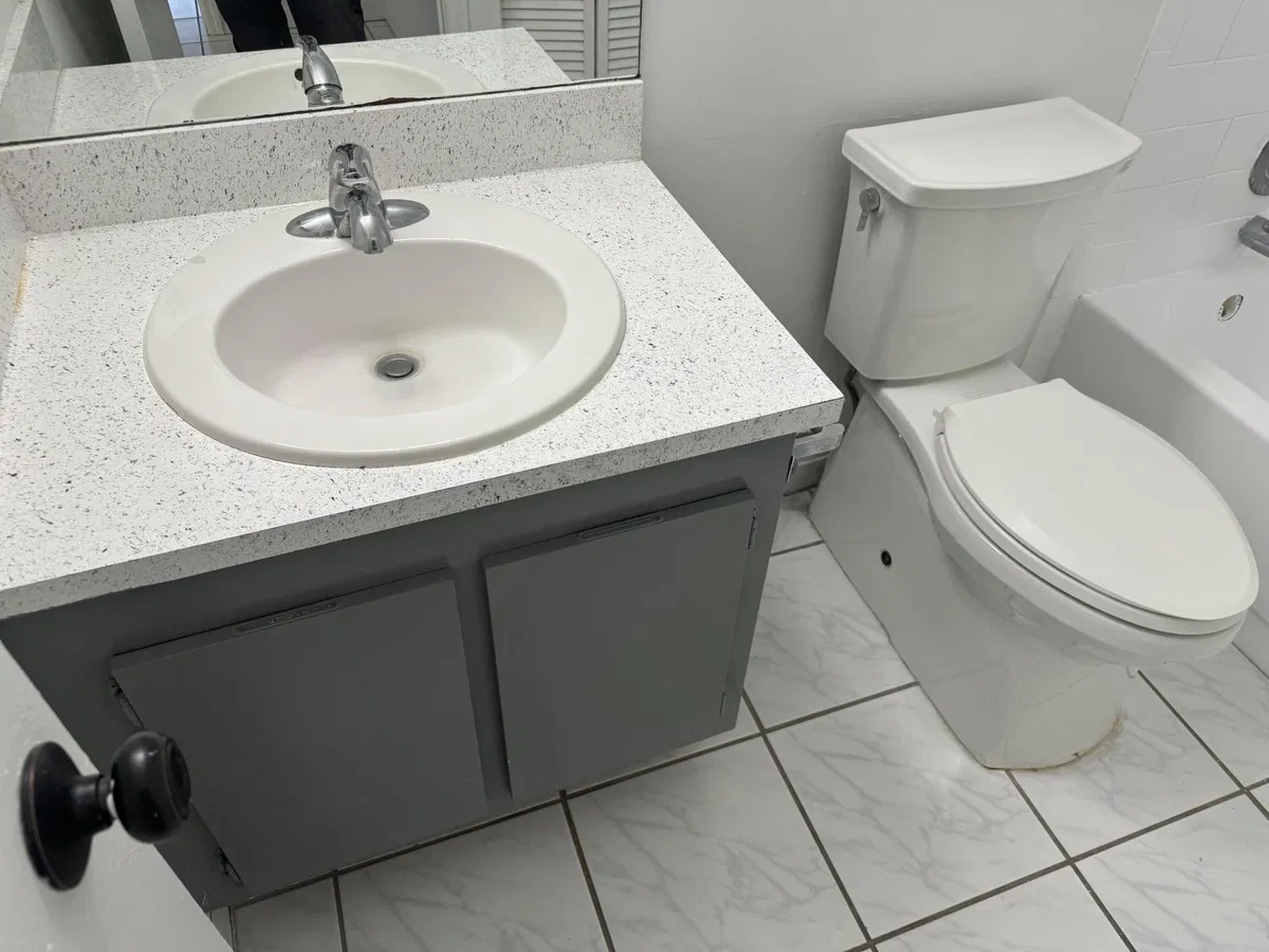 Unit 104 photo 13