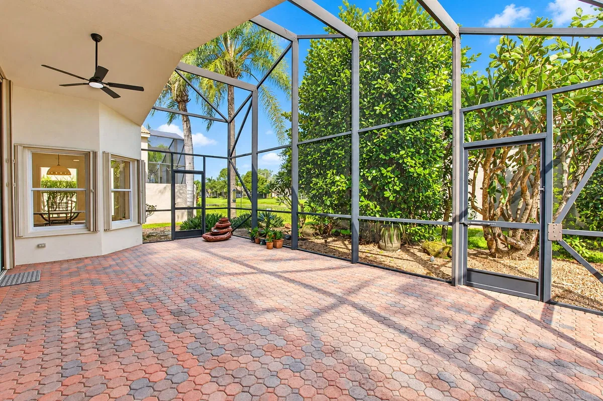 Residence photo 31