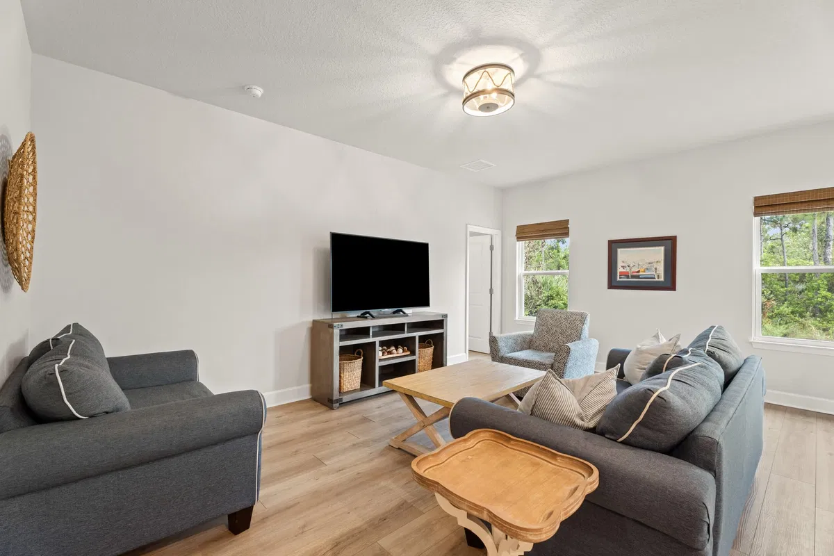  Residence photo 16