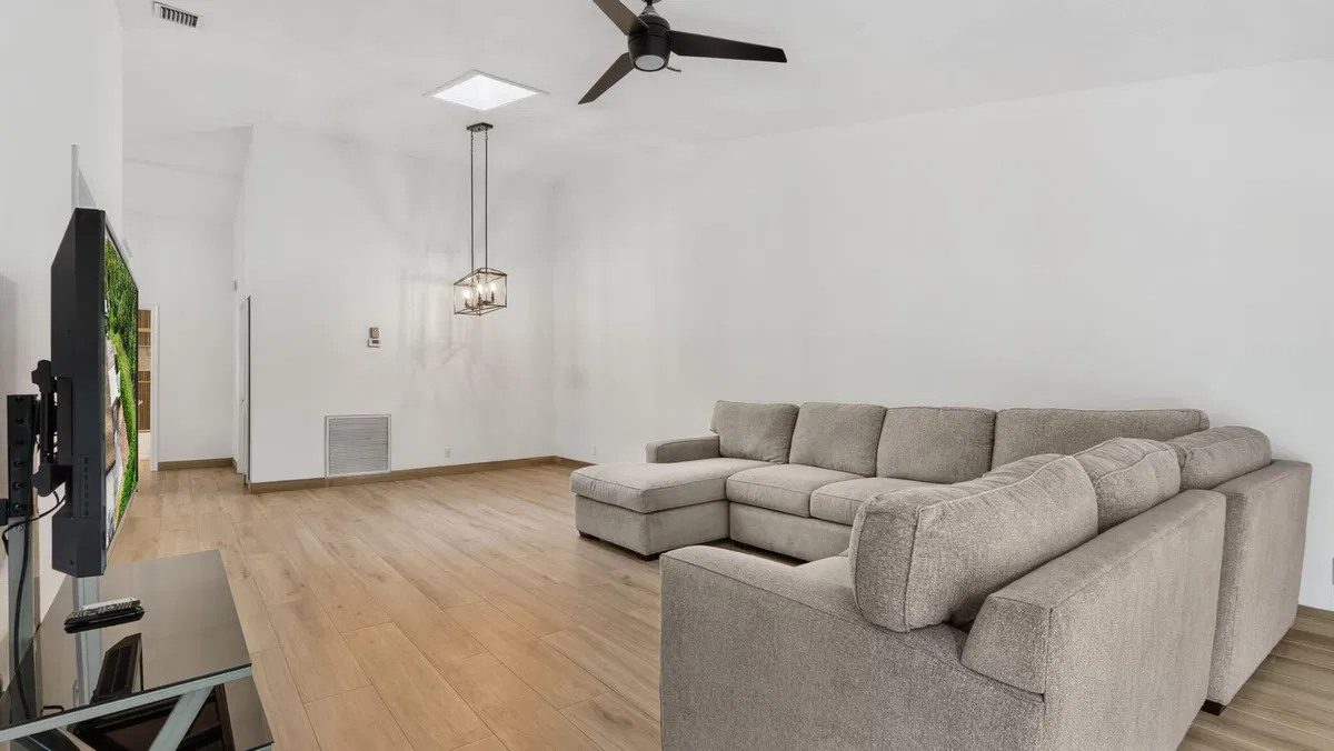  Residence photo 22