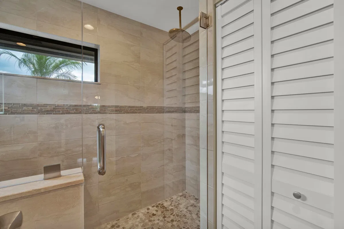 Residence photo 46