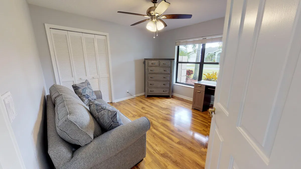  Residence photo 52