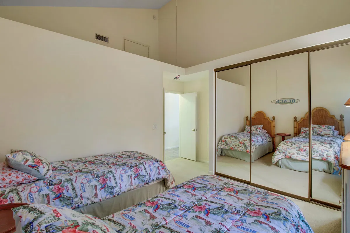Residence photo 25
