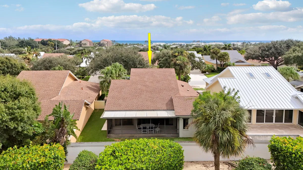 Residence photo 43
