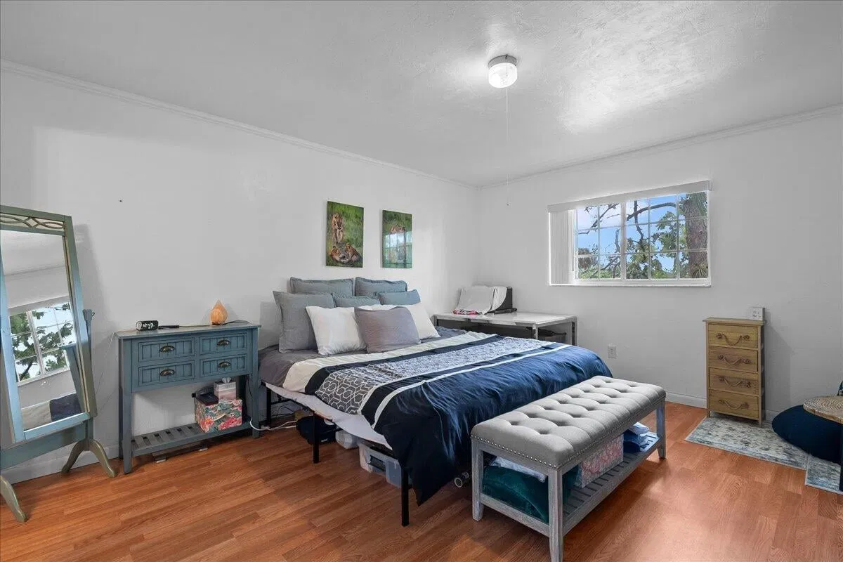  Residence photo 13