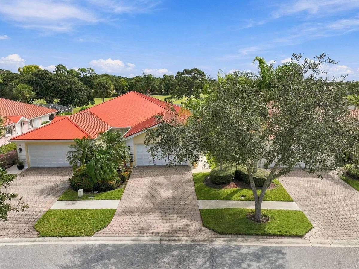 Residence photo 4