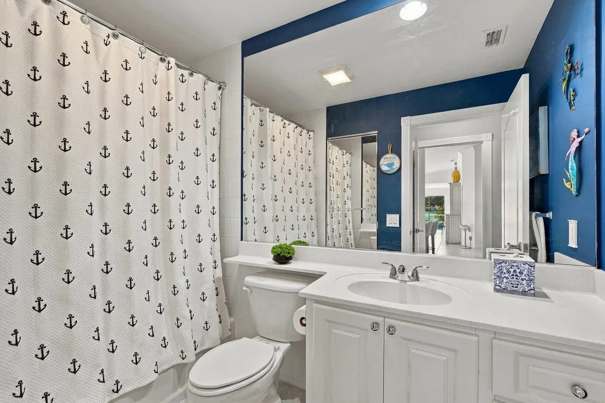 Residence photo 19