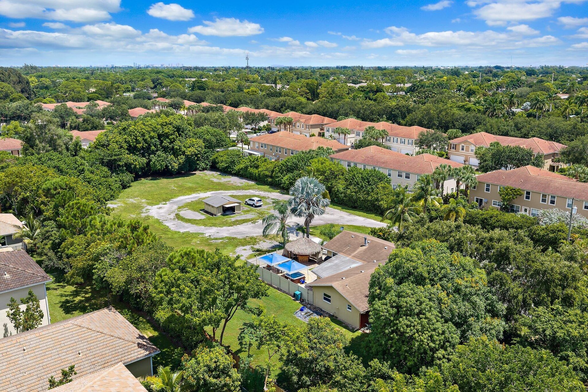 Residence photo 13