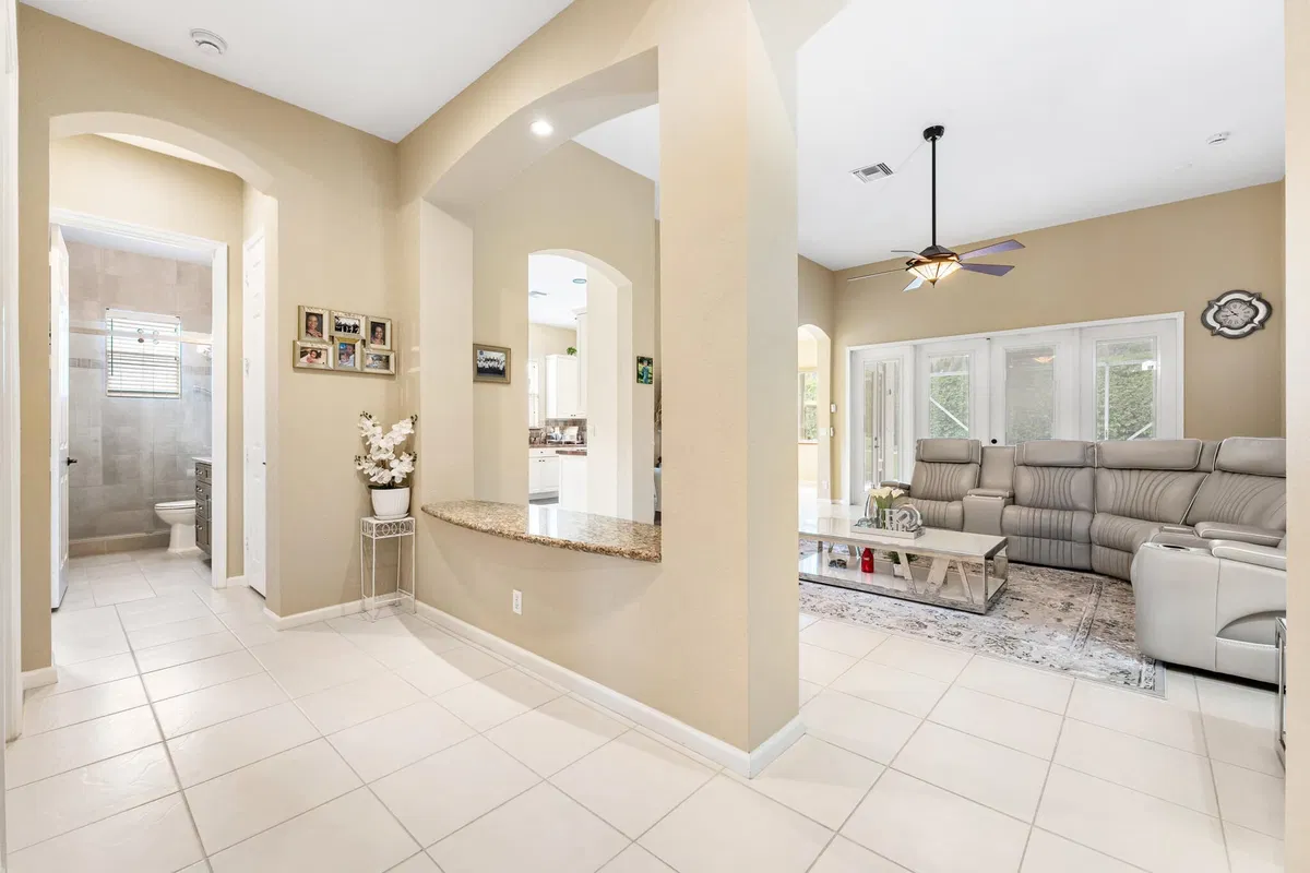 Residence photo 7