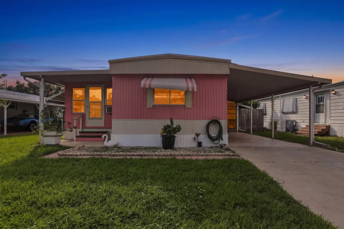 Residence photo 28