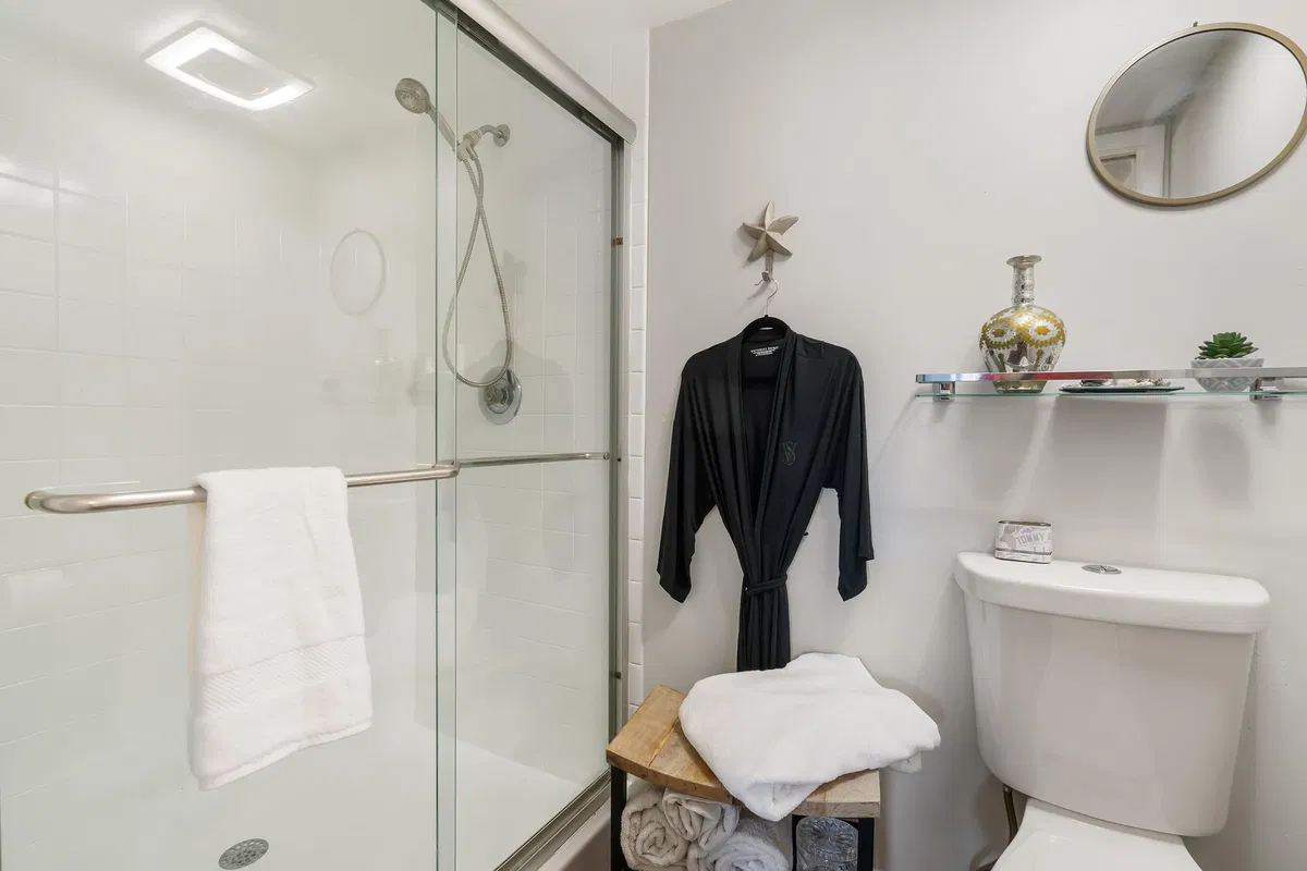  Unit 403 photo 19