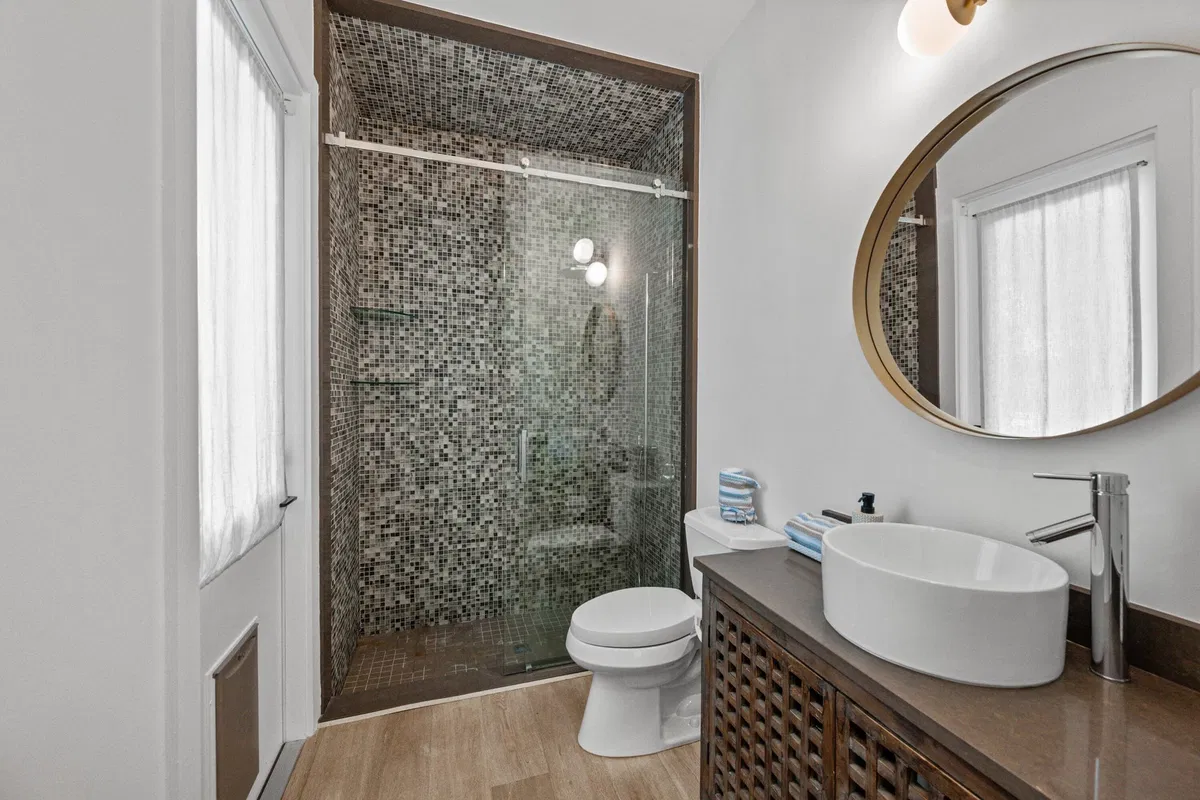 Windsor Way Residence photo 10