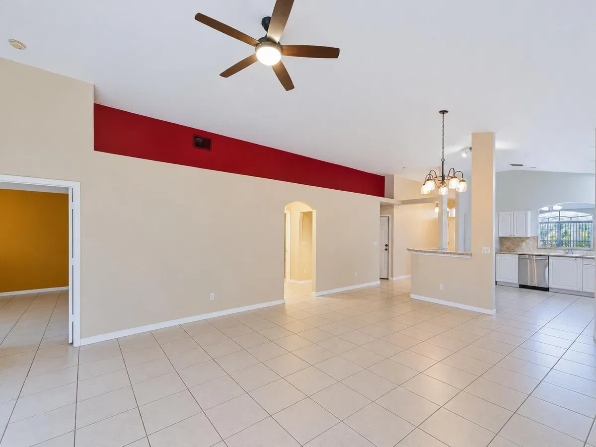 Residence photo 13